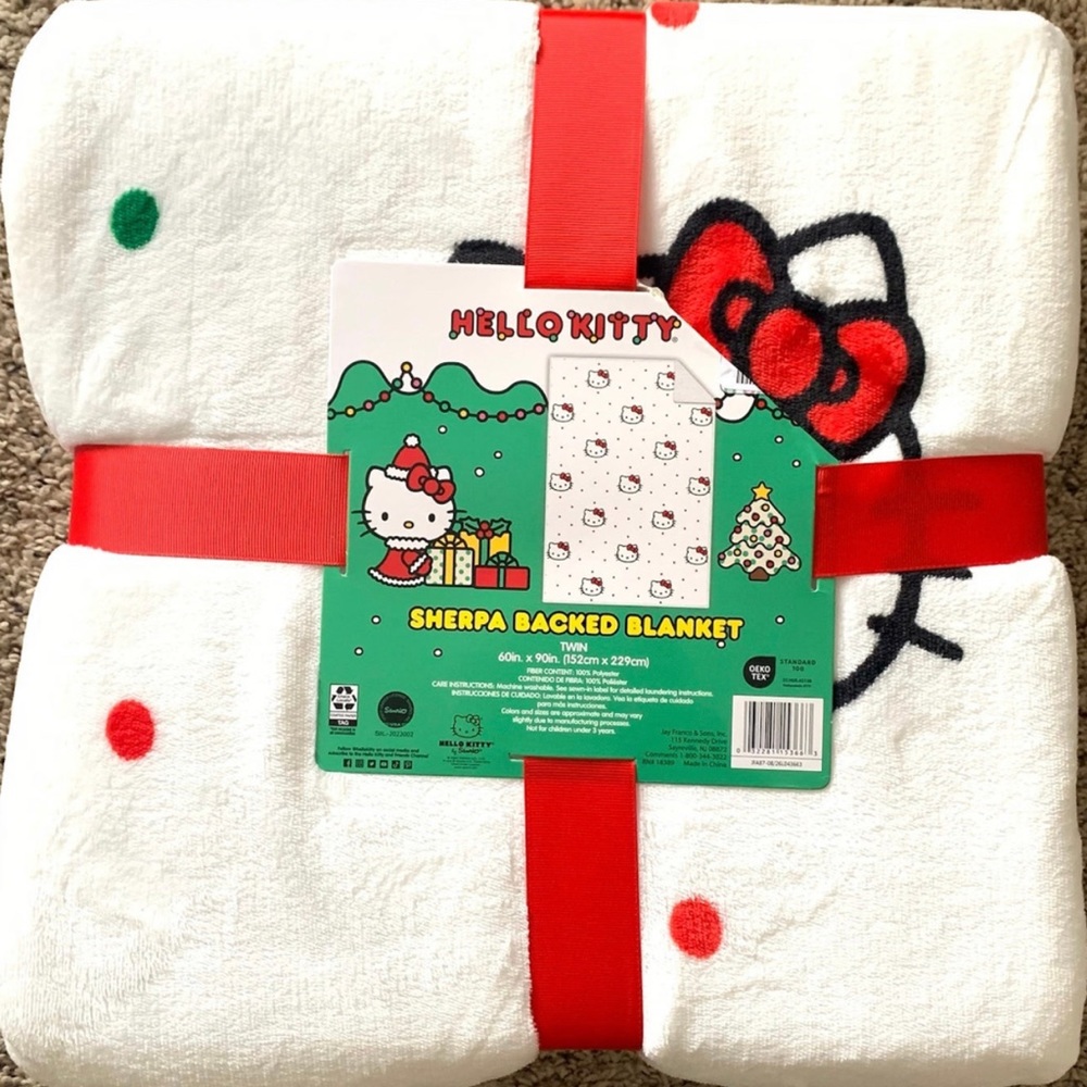Hello Kitty Plush Christmas Throw Blanket TWIN